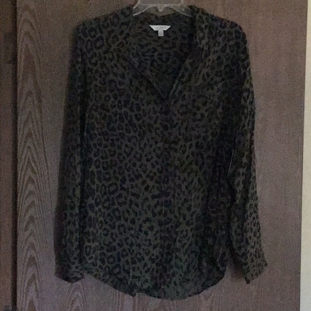 Lucky Brand green and black leopard print Long Sleeve Notched Collar Blouse